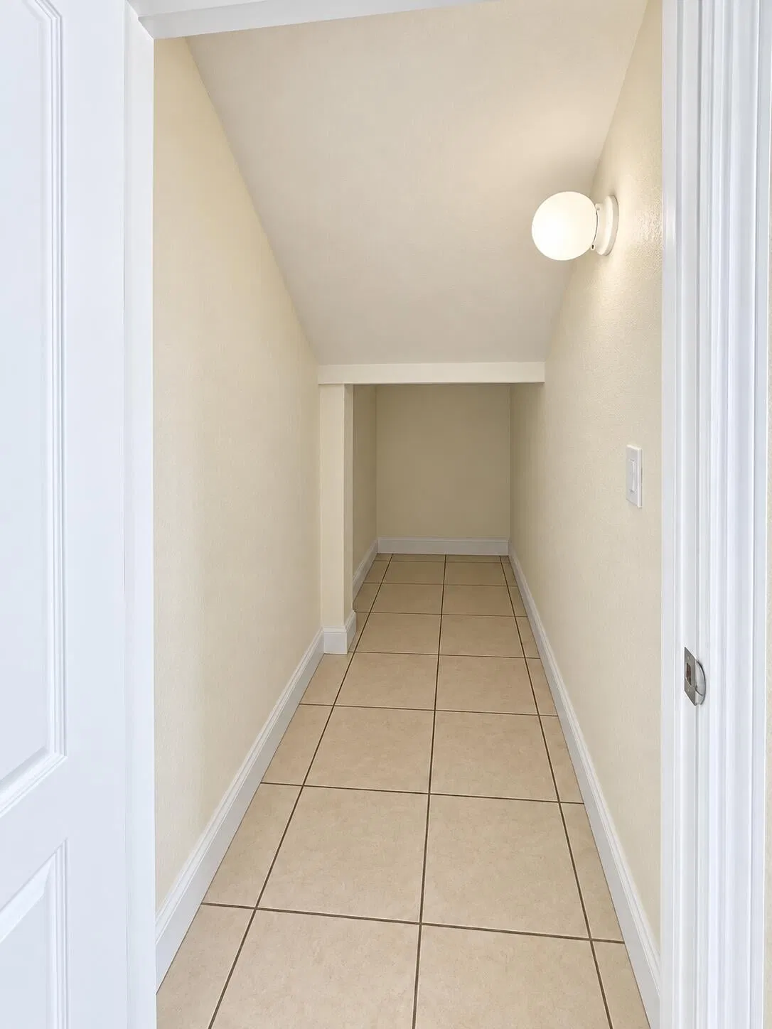 Unit 2247 photo 10