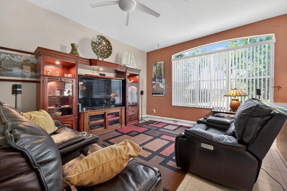 Residence photo 10