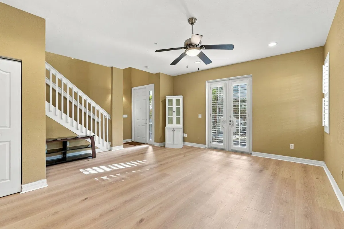 Residence photo 4