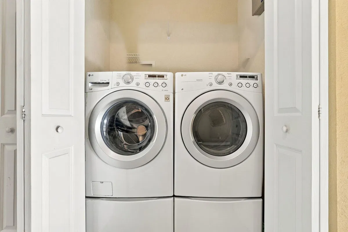 Residence photo 22