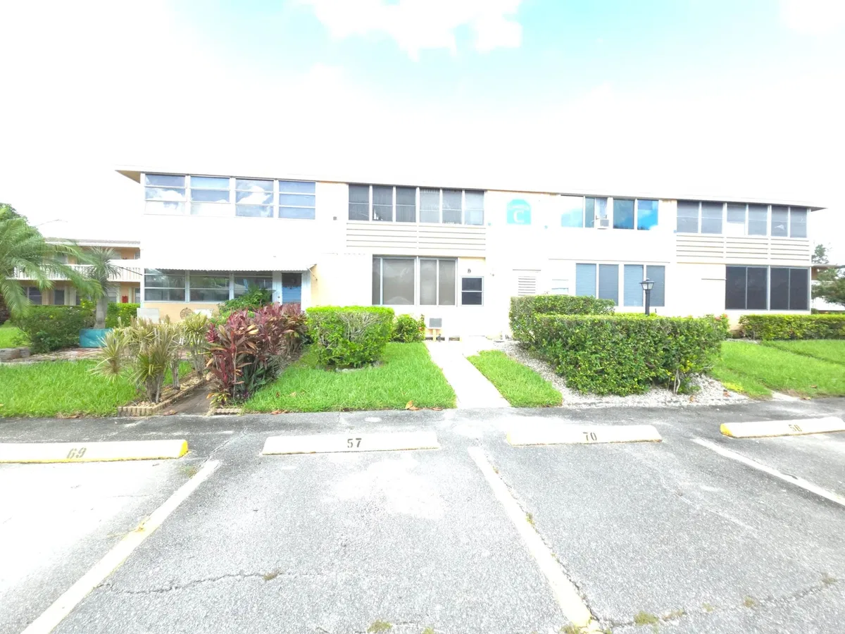 Residence photo 28
