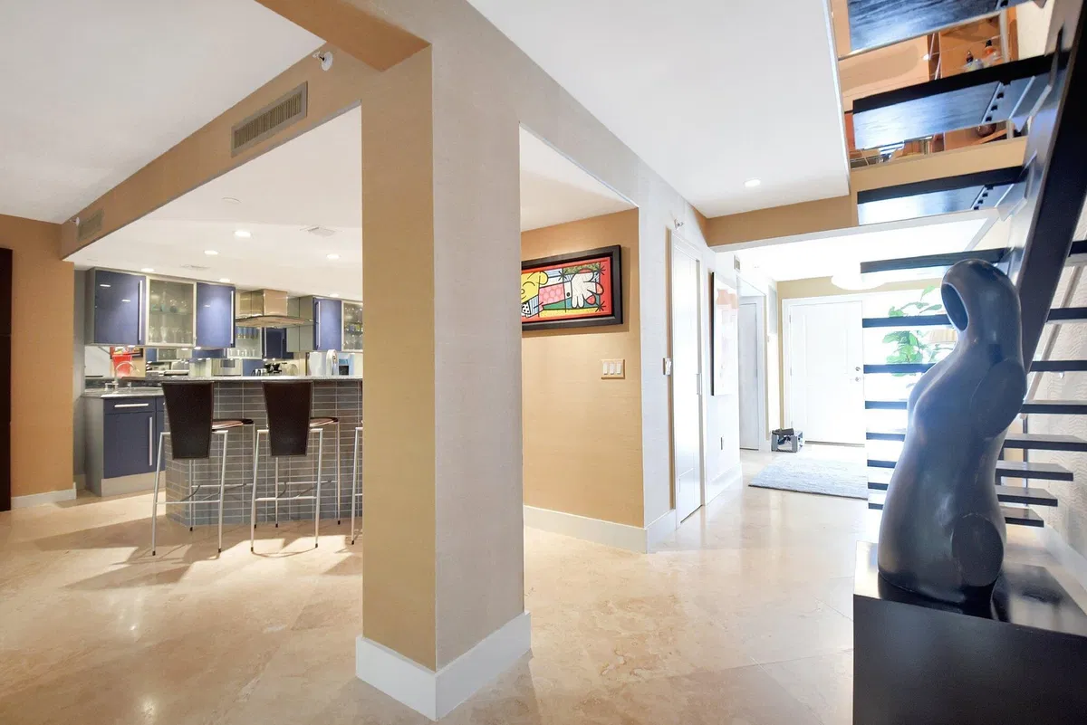 Unit 124 photo 13