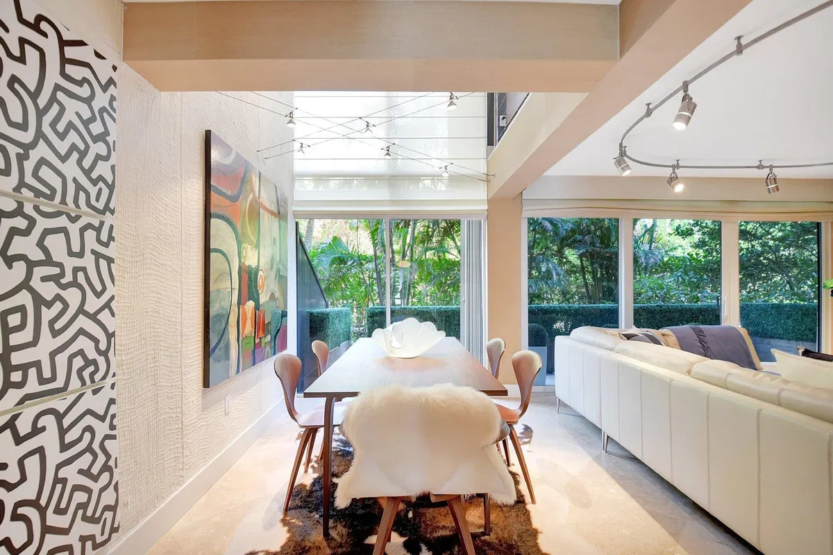 Unit 124 photo 16