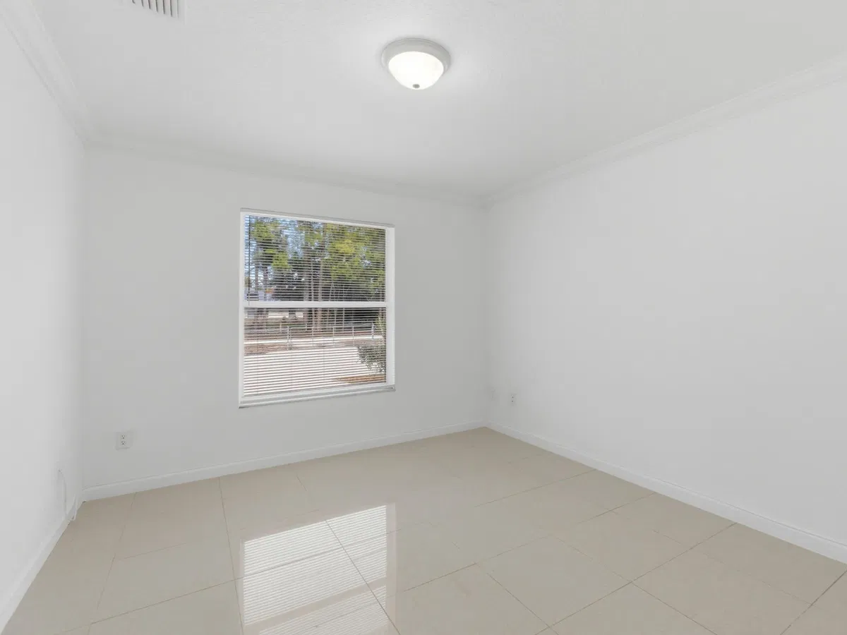  Residence photo 22