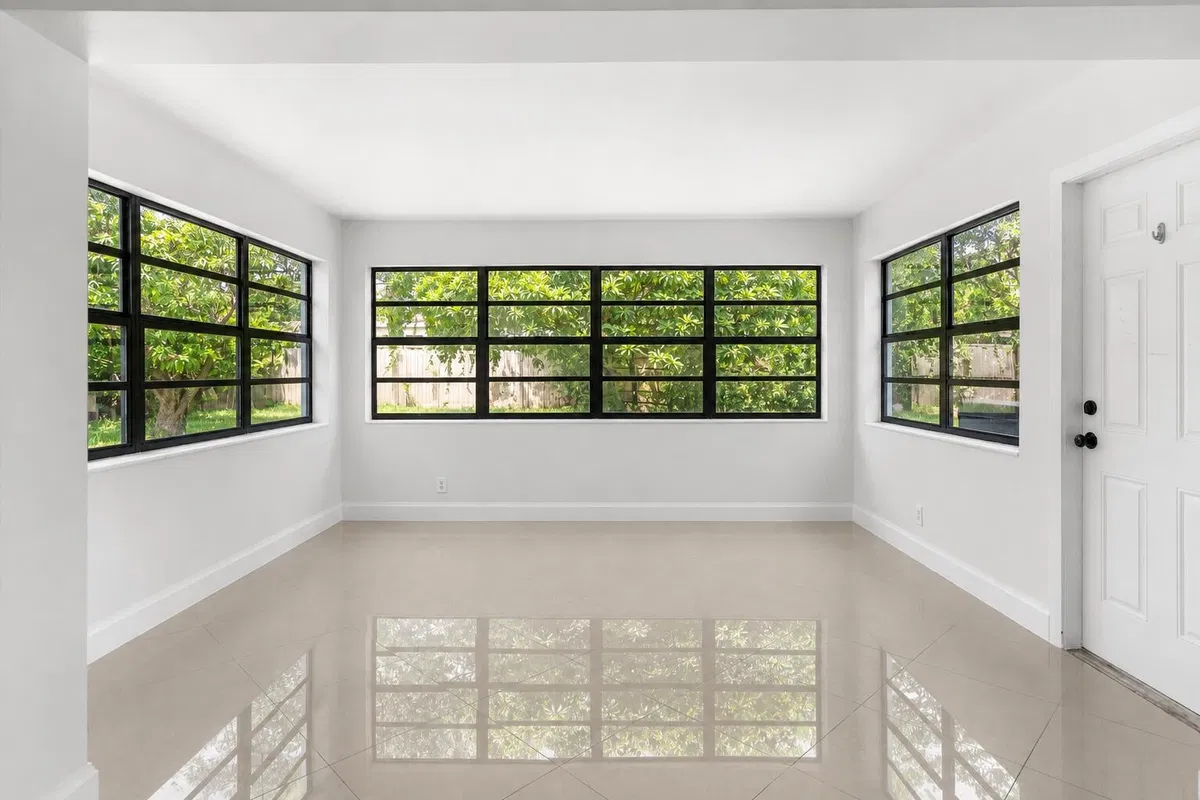  Residence photo 16