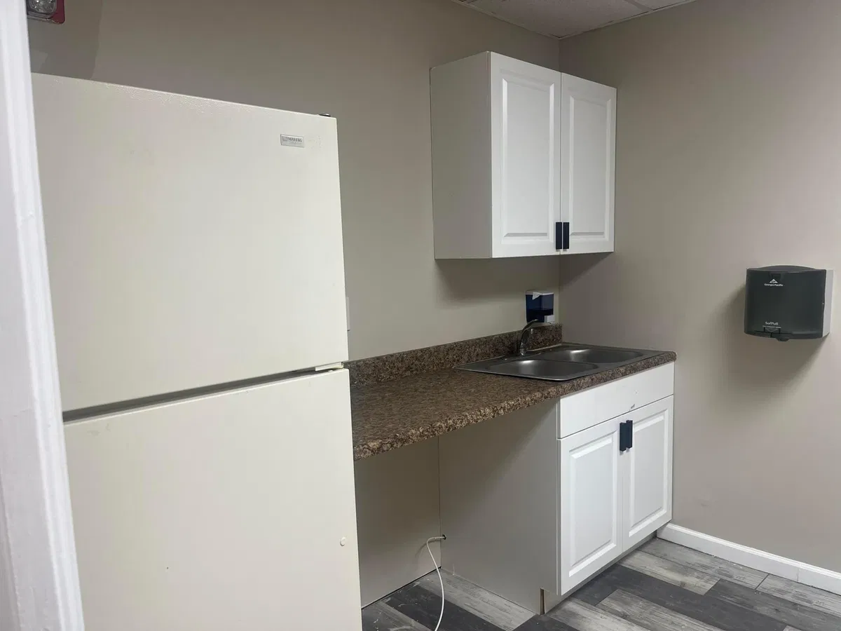 Unit 101 photo 37