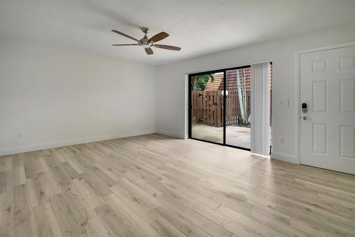 Unit 30b photo 7