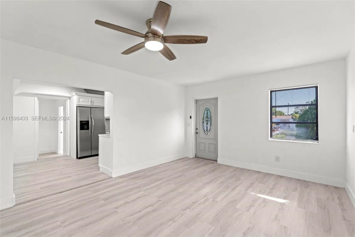 Residence photo 4