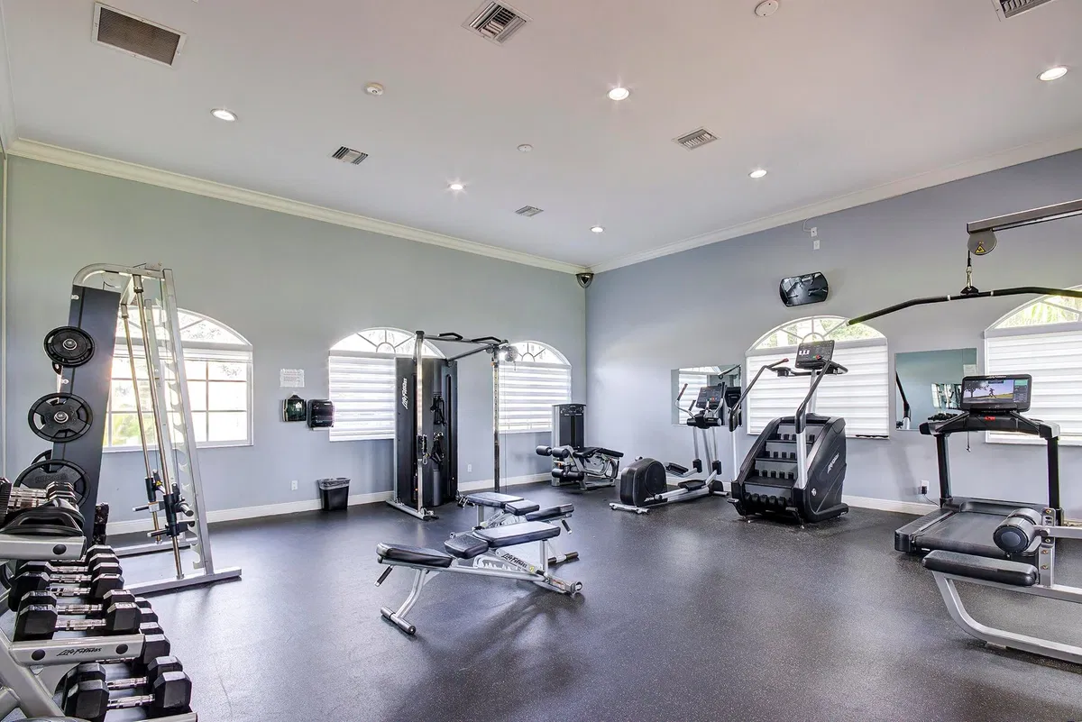 Unit 211 photo 28