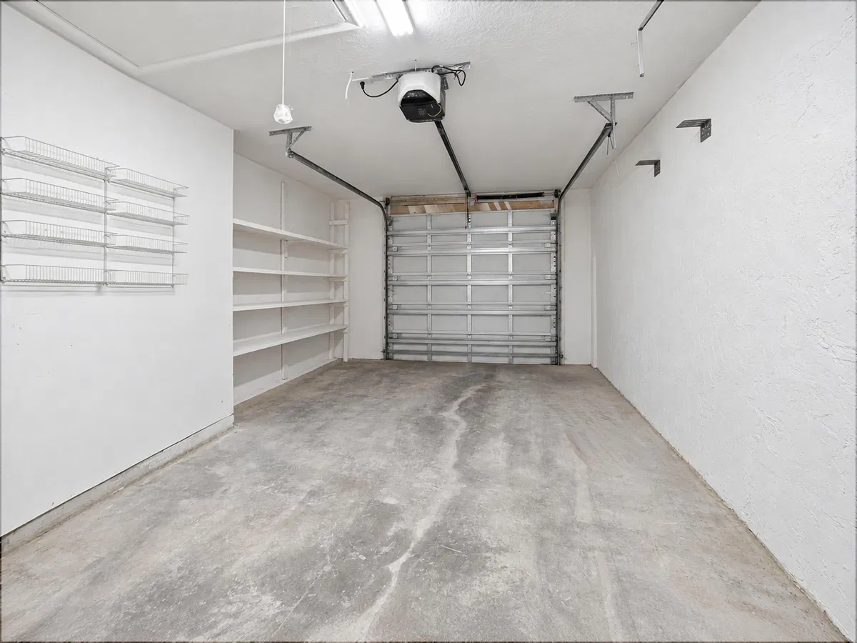 Residence photo 22