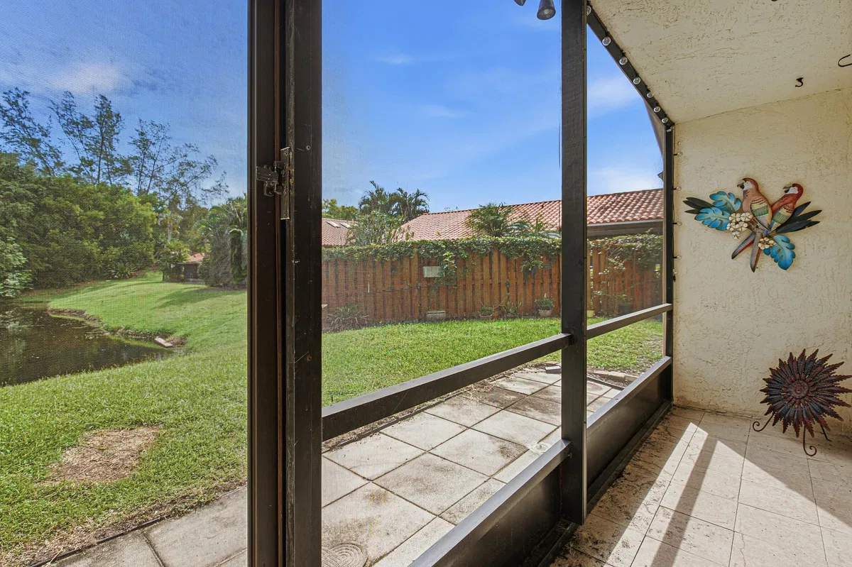  Residence photo 25