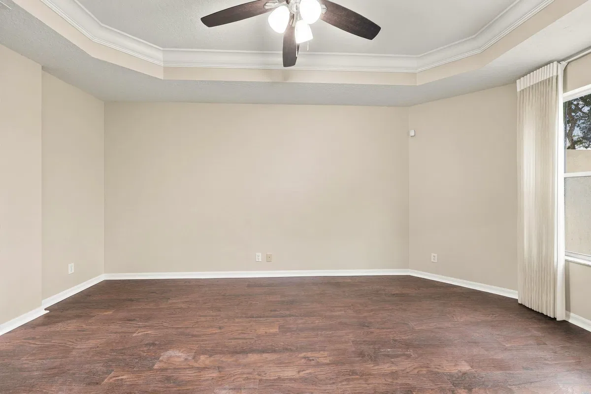 Residence photo 25