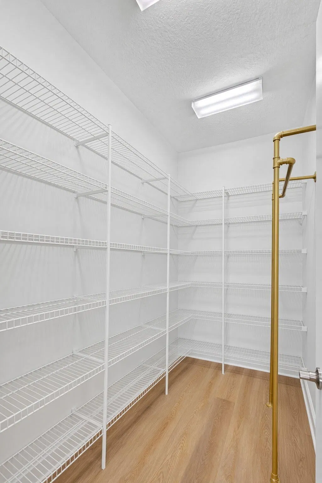 Unit 10 photo 37