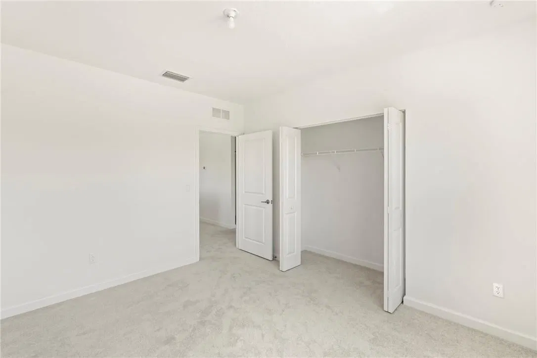  Residence photo 10