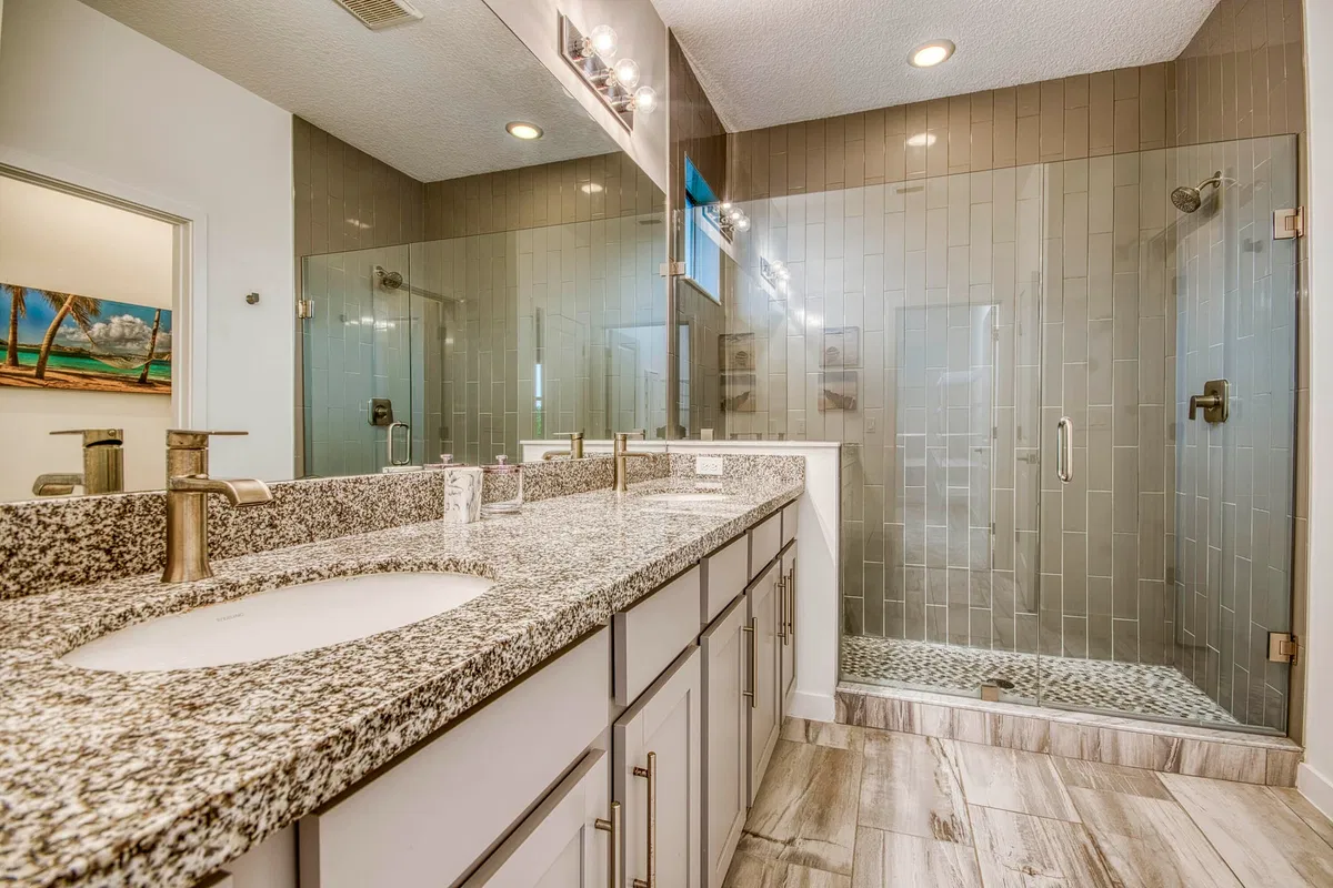 Residence photo 19