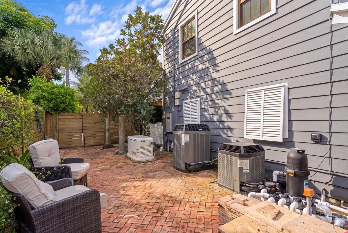 Residence photo 46