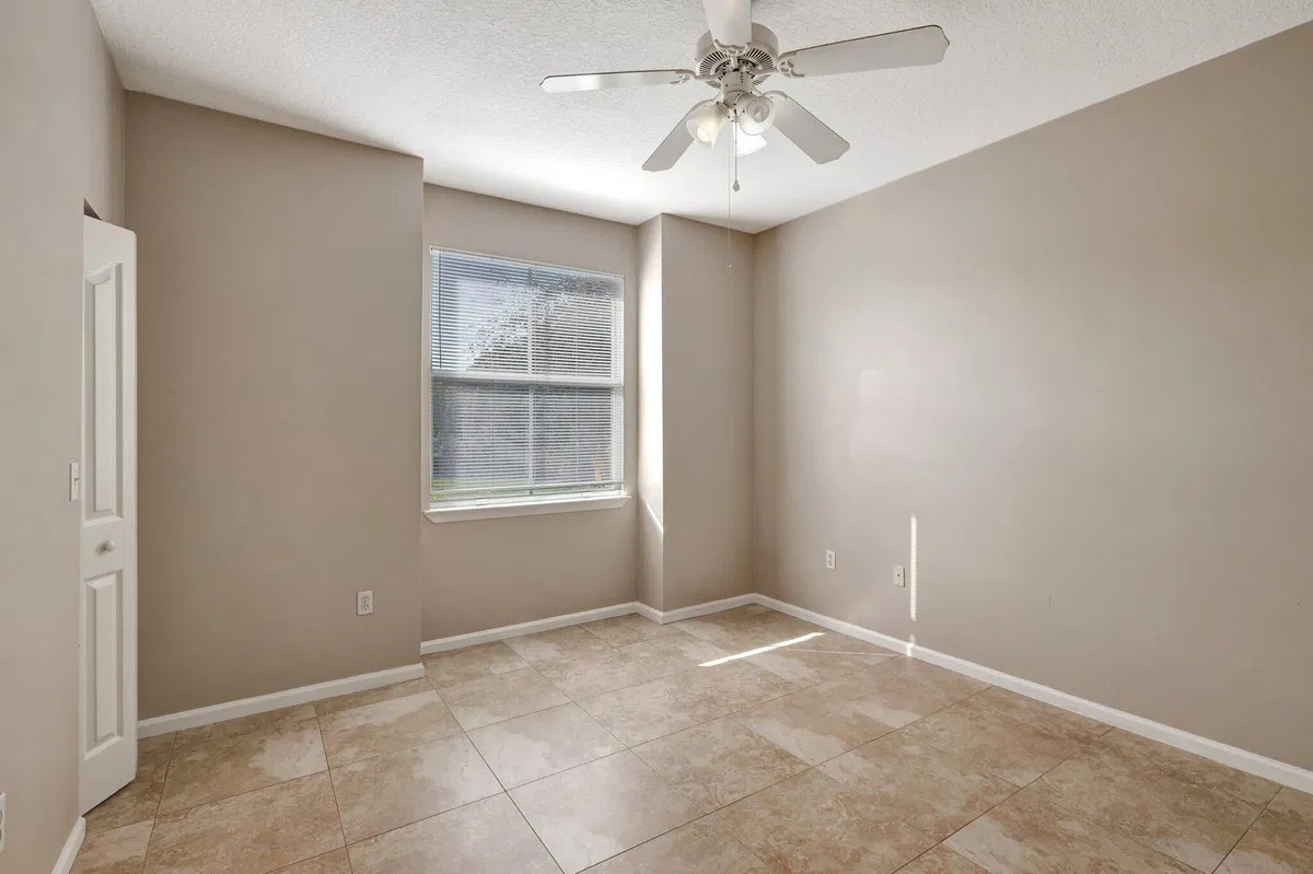 Unit 1508 photo 13