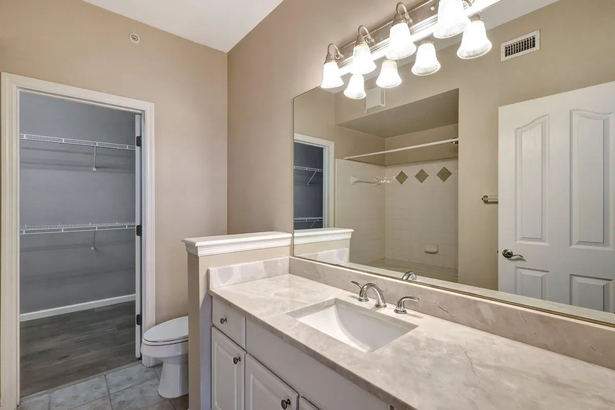 Unit 1508 photo 25