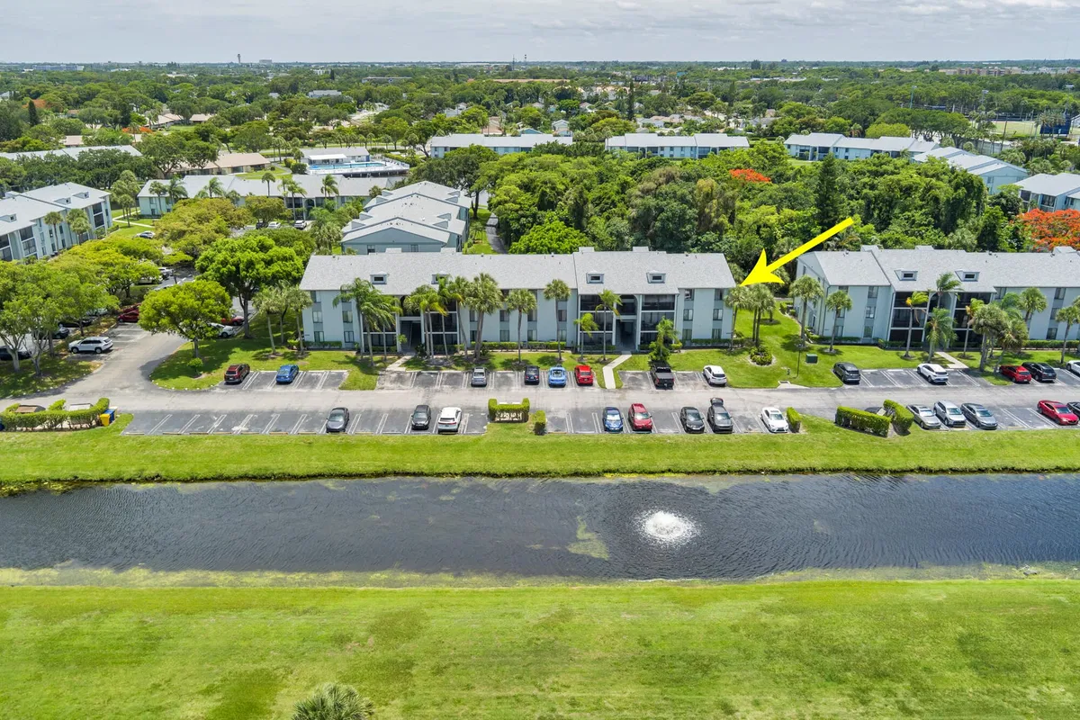 Unit H3 photo 25