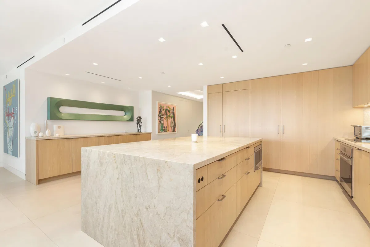 Sloan's Curve Palm Beach Unit 507s photo 16