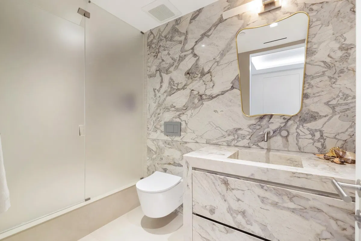 Sloan's Curve Palm Beach Unit 507s photo 31