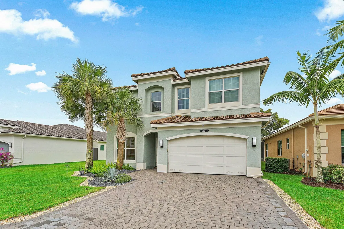 Residence photo 4