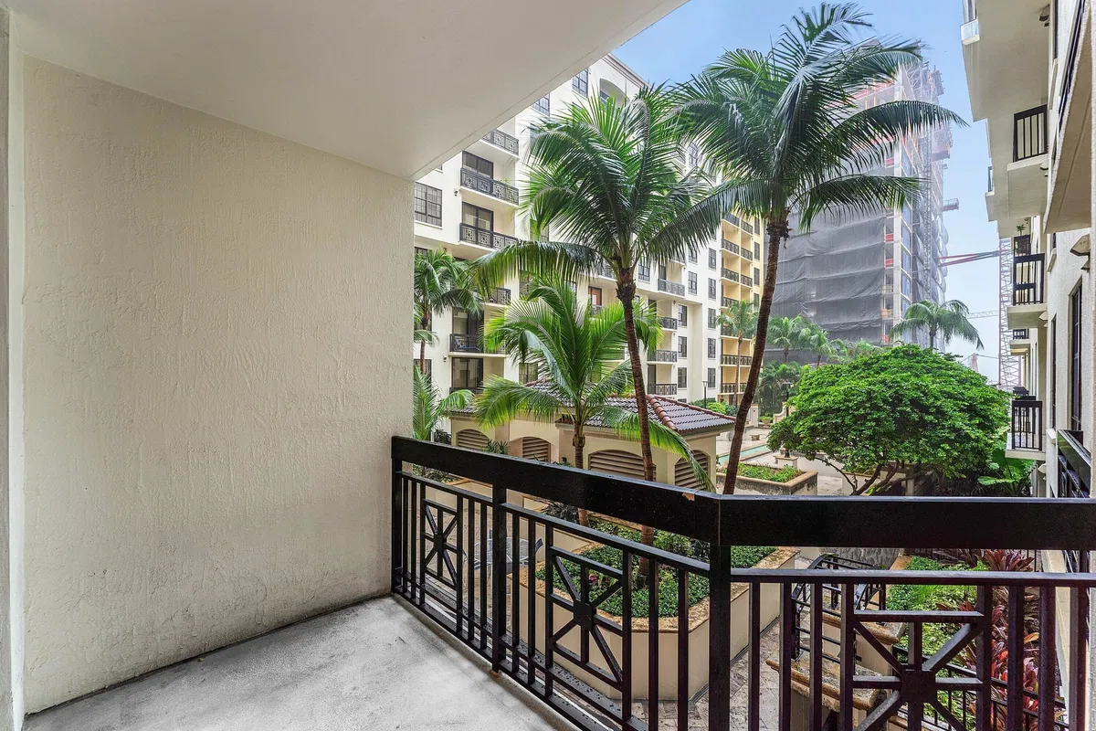 One City Plaza Unit Unit 820 photo 22