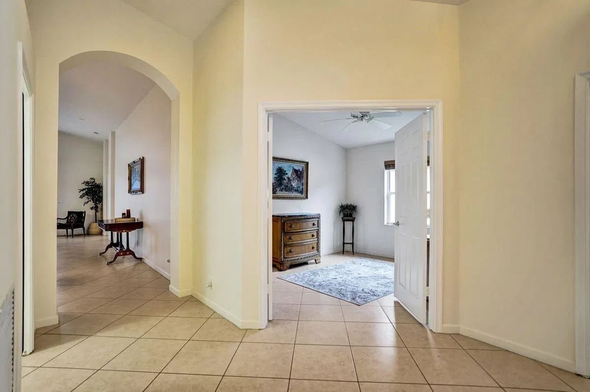 Residence photo 31