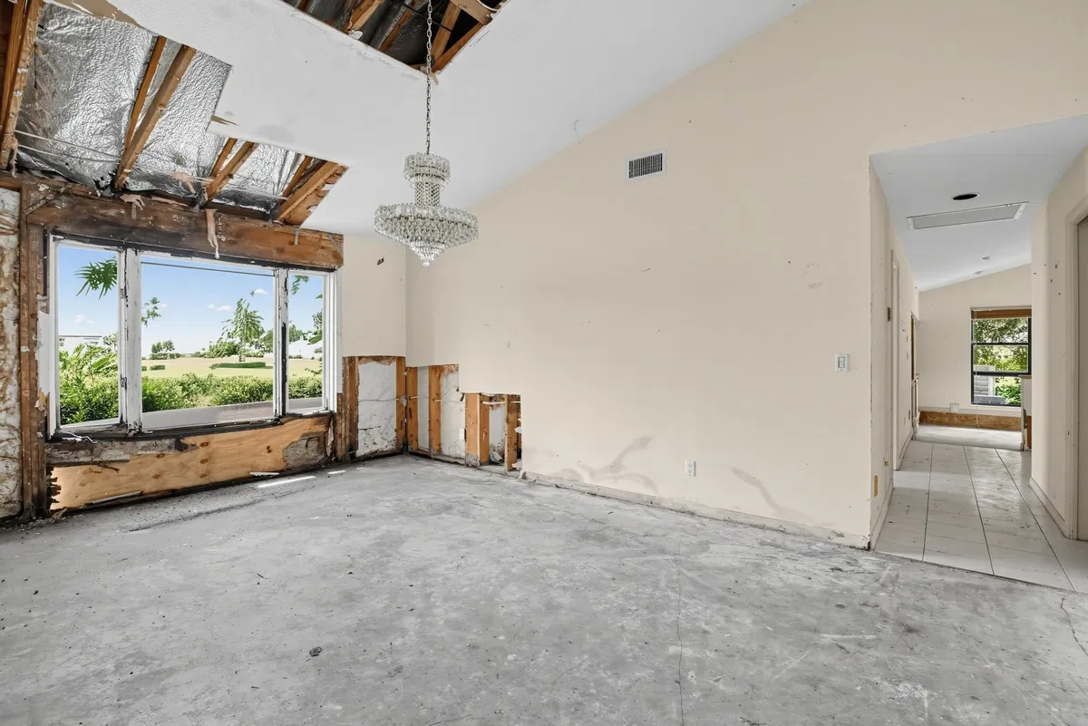  Residence photo 10