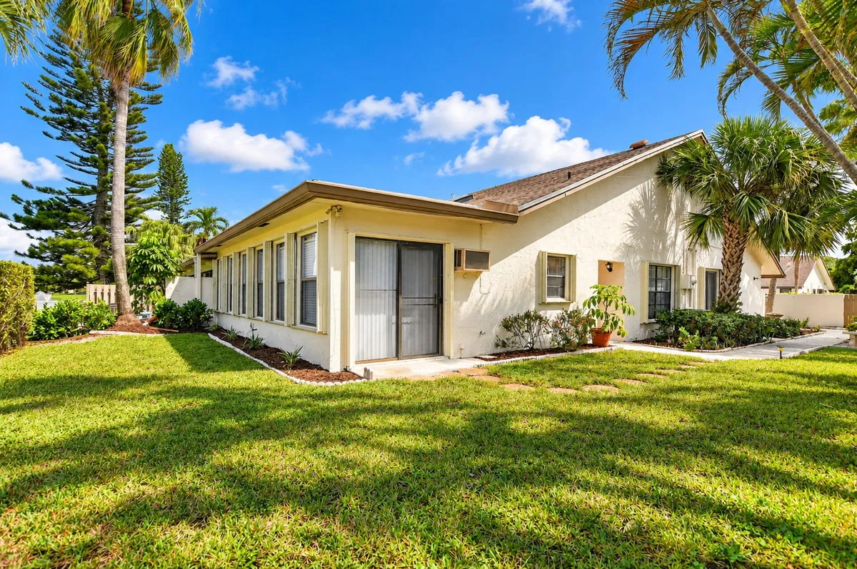  Residence photo 10