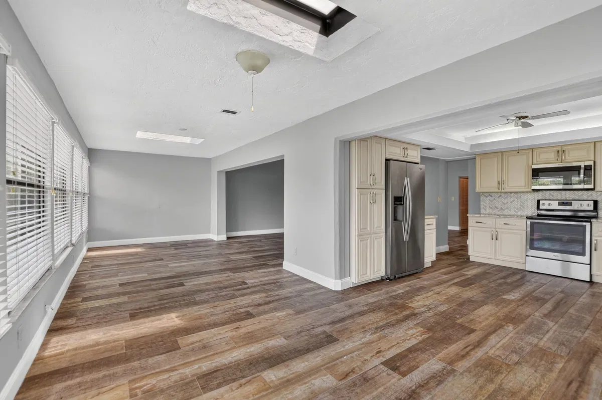  Residence photo 22