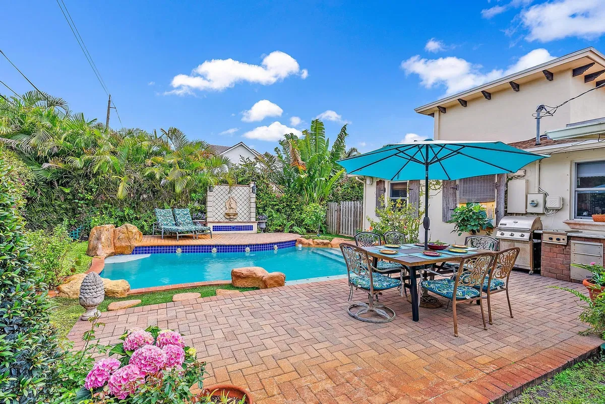 SoSo West Palm Beach Residence photo 13