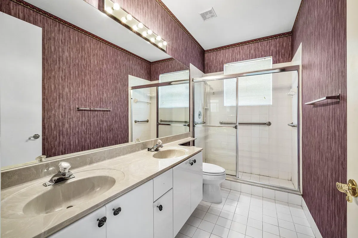  Residence photo 25