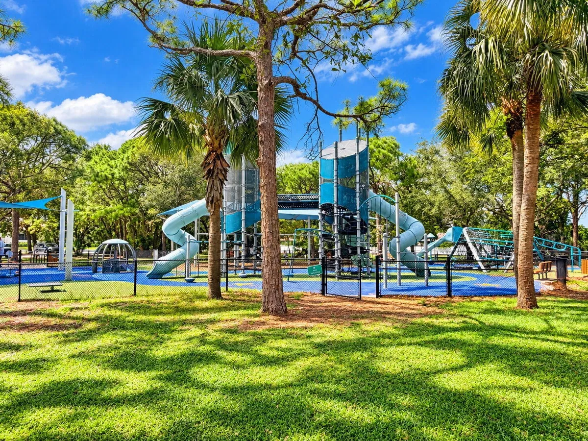  Residence photo 40