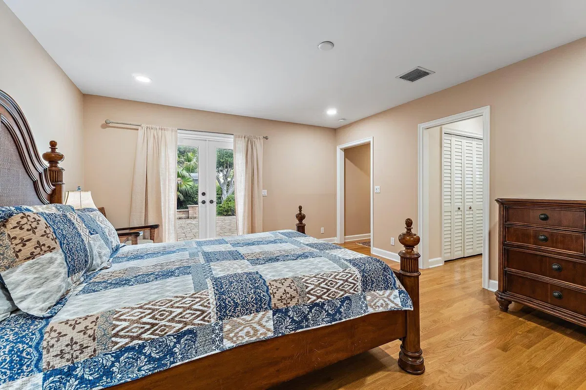 Palm Beach Shores Residence photo 22