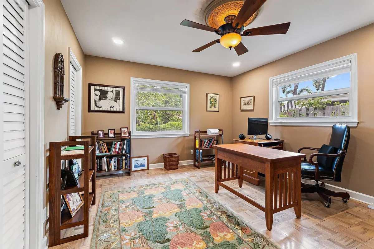Palm Beach Shores Residence photo 28