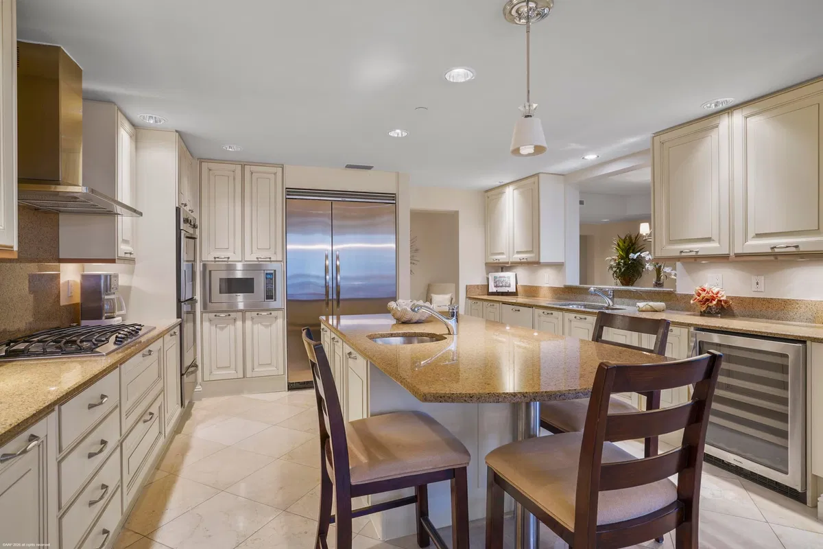 Renaissance on the Ocean Unit 1751 photo 10