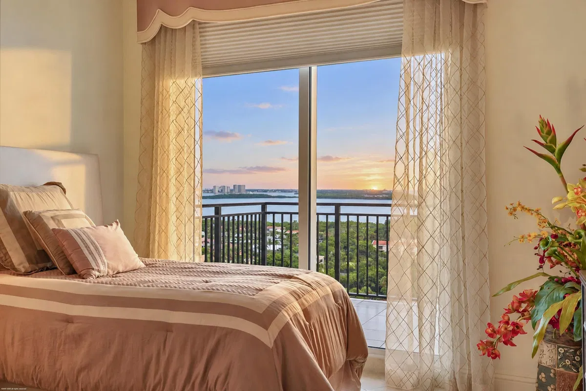 Renaissance on the Ocean Unit 1751 photo 34