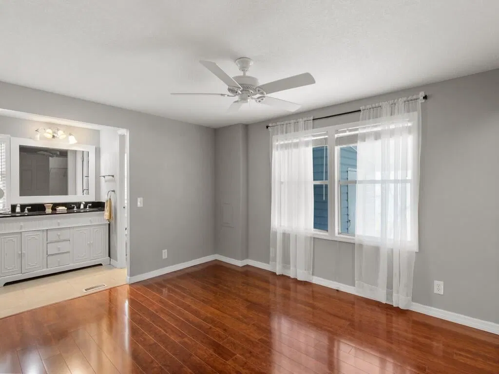 Residence photo 19
