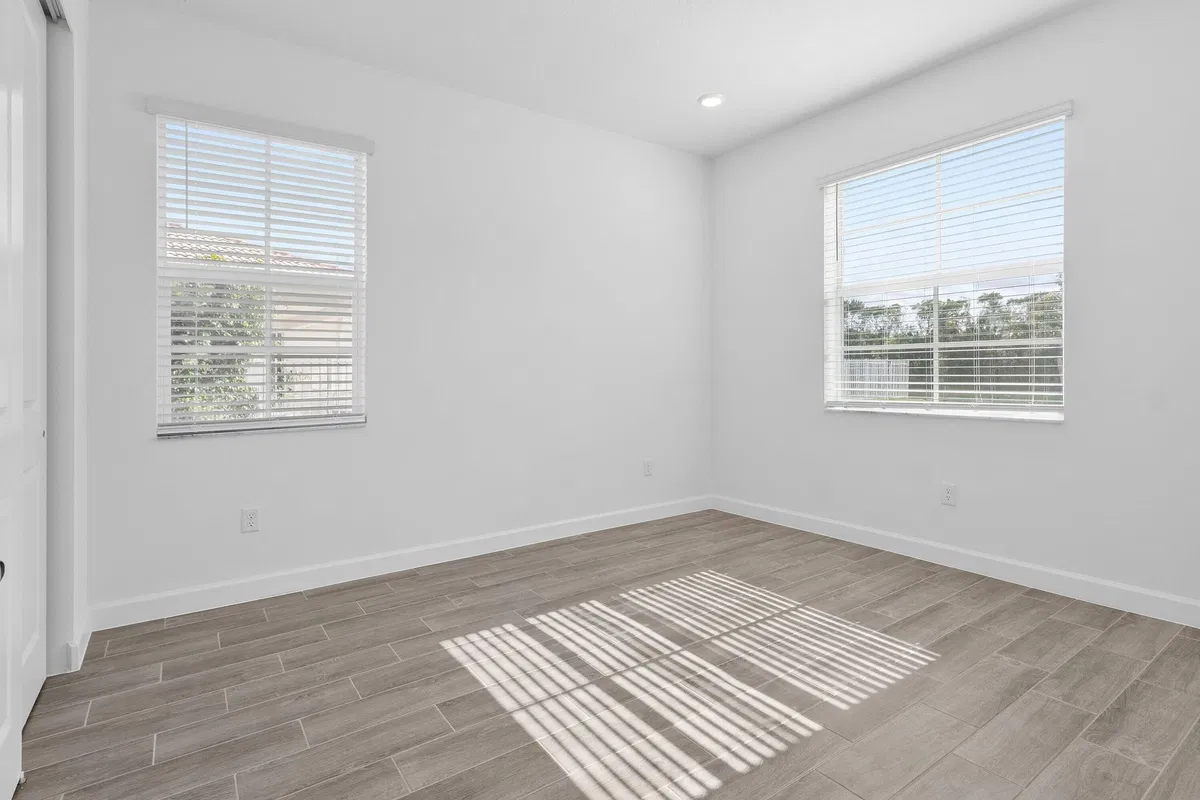 Residence photo 22