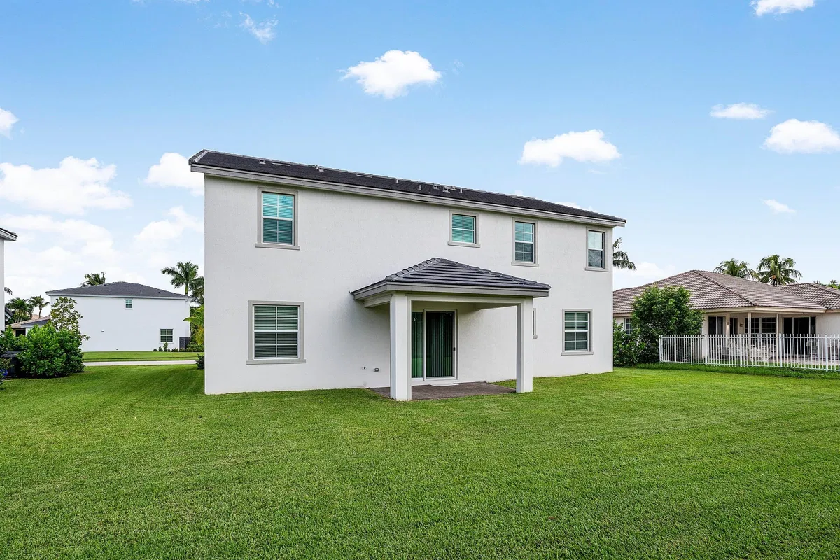 Residence photo 46