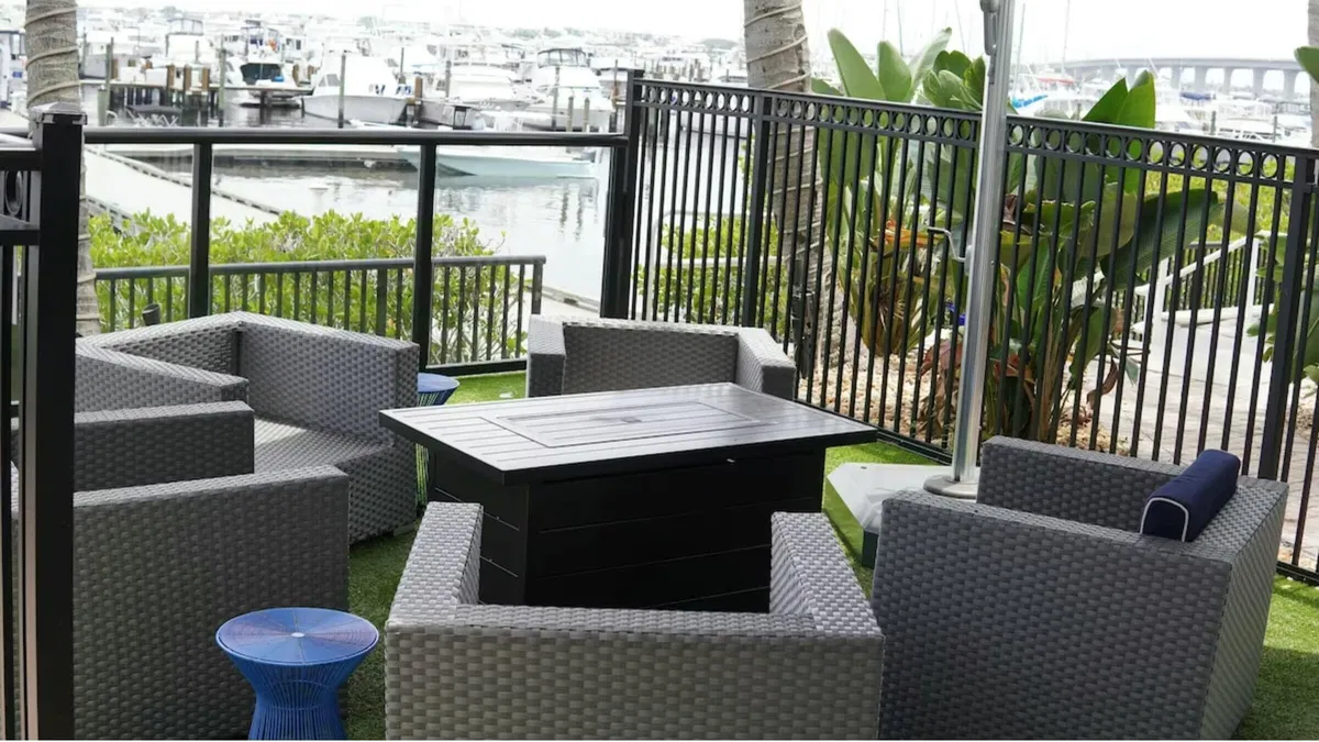Harborage Yacht Club Residence photo 31