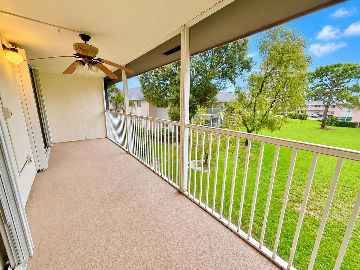 Unit 21-207 photo 19