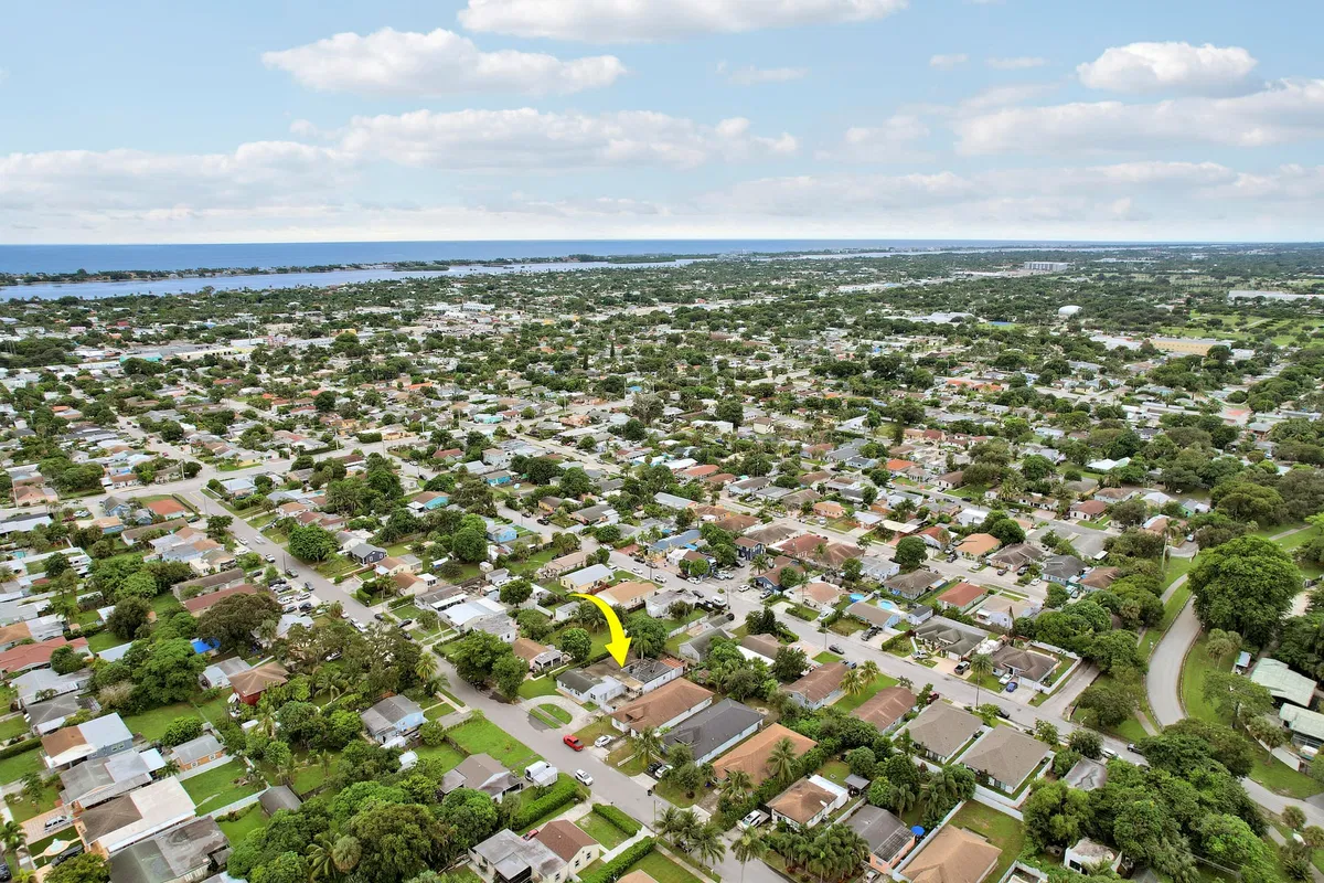 West Palm Beach Residence photo 31