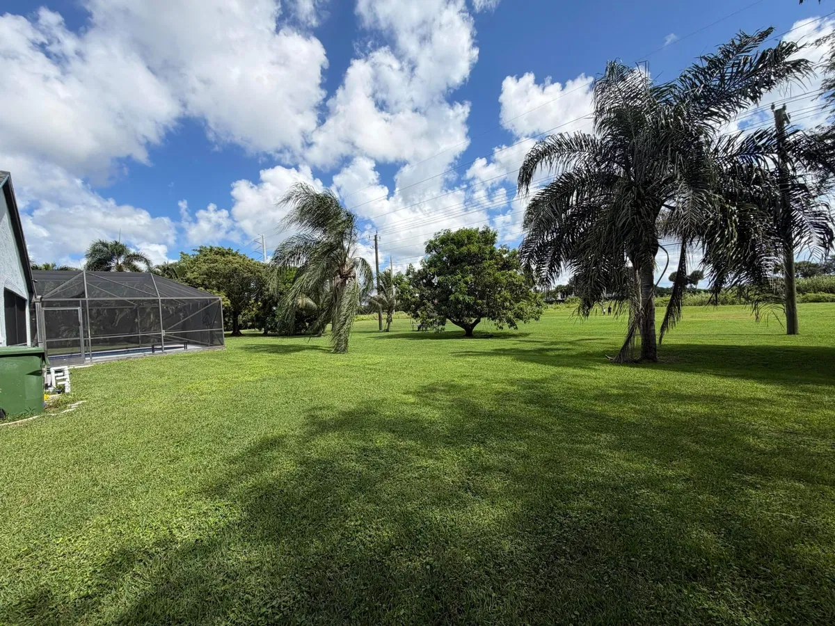 Residence photo 28