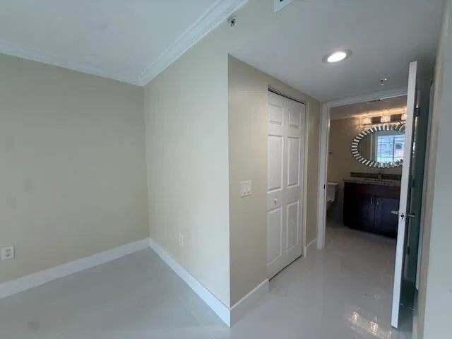 Unit 107 photo 31