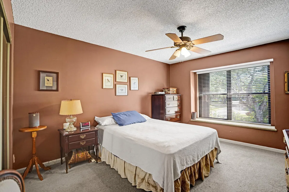 Residence photo 22