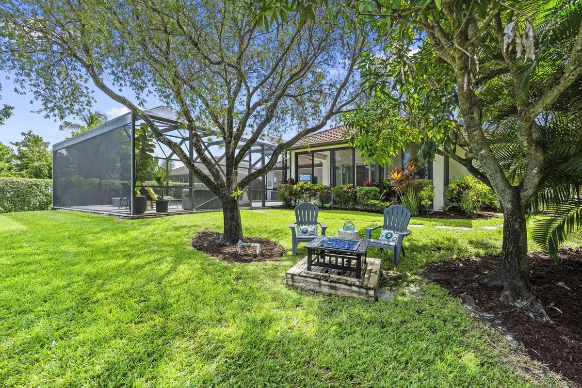 Residence photo 19