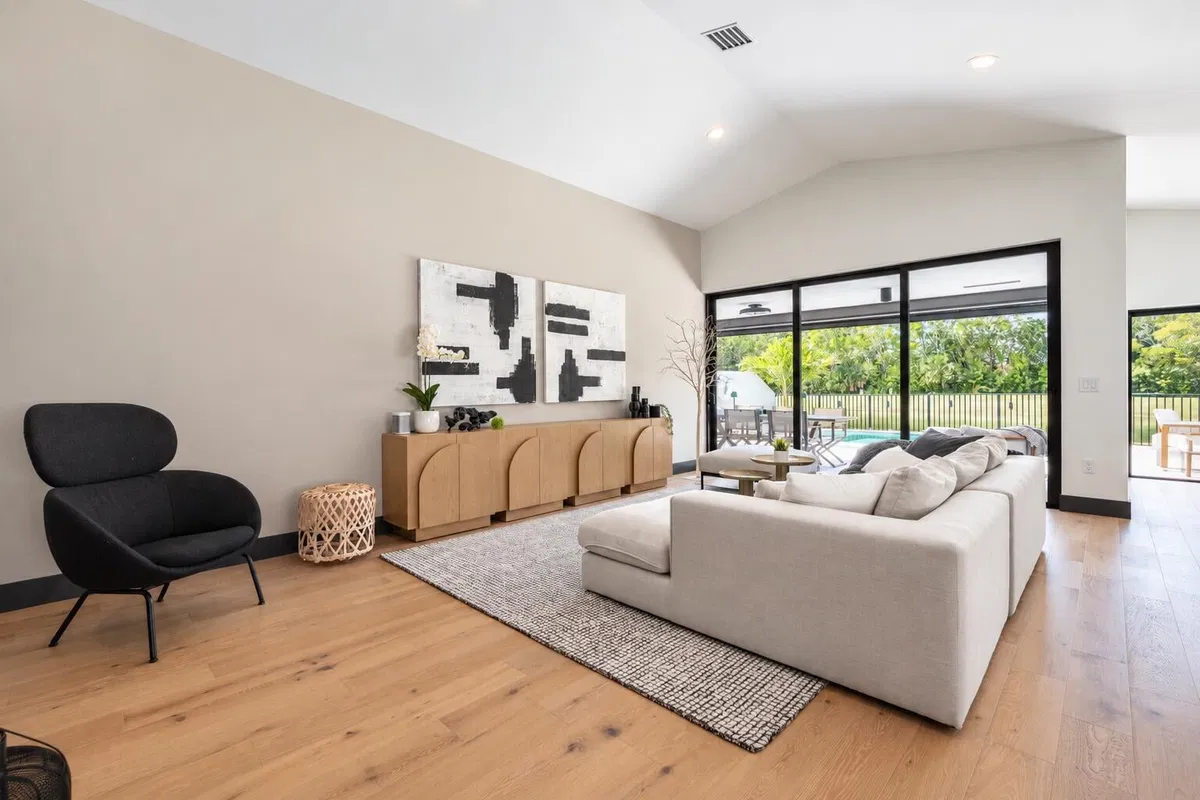 Residence photo 10