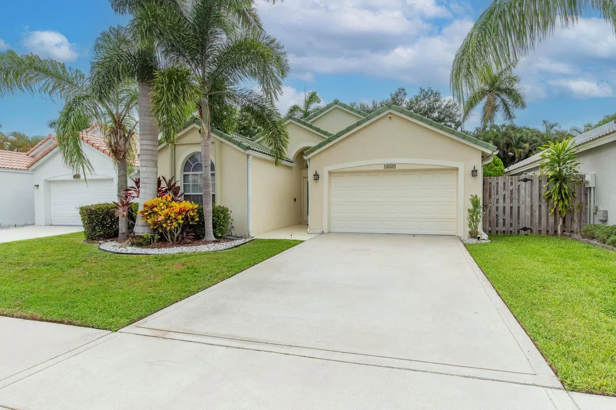 Residence photo 22
